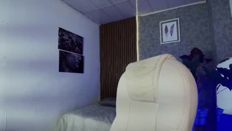 Ashly online show from 09/09/25, 06:57