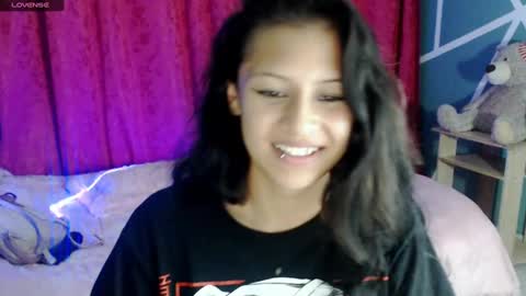 Ashly online show from 02/11/25, 01:41