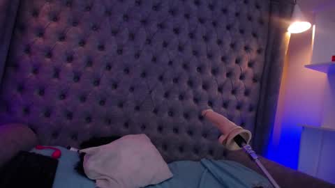 Ashly Moss online show from 03/05/25, 07:38