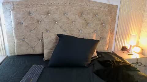ashlybloom1 online show from 07/10/26, 11:57