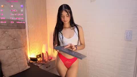 ashlybloom1 online show from 07/20/26, 11:45