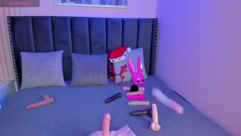 ashlye_miller_ online show from 12/05/24, 03:37