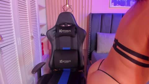 ashlye_miller_ online show from 01/14/25, 04:04