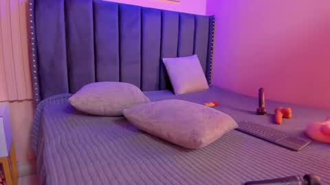 ashlye_miller_ online show from 01/14/25, 07:06
