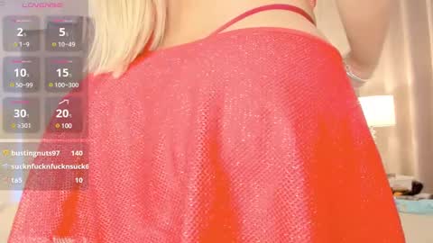 Snapshot of ashlye_stone chatting on 02/23/25, 05:45 Paula Baleta  online show from 02/23/25, 05:45