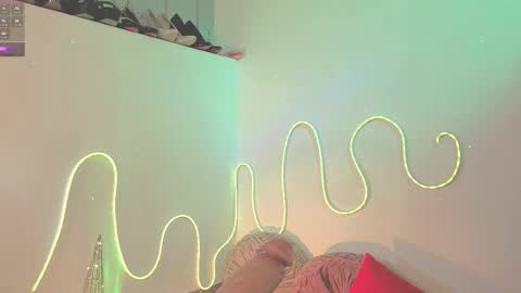 Ash  online show from 12/04/25, 08:06