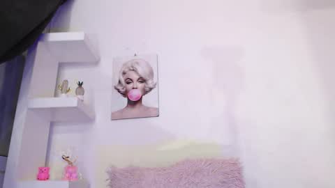 Snapshot of ashlyvesneva chatting on 03/04/25, 07:11  Ashly online show from 03/04/25, 07:11