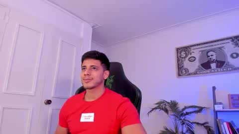 Snapshot of ashton_coleman_ chatting on 11/17/25, 10:21 my name real is camilo online show from 11/17/25, 10:21