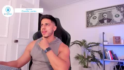 Snapshot of ashton_coleman_ chatting on 11/24/25, 12:54 my name real is camilo online show from 11/24/25, 12:54