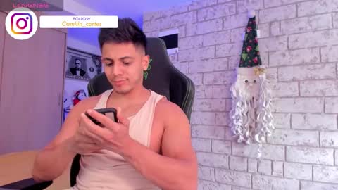 Snapshot of ashton_coleman_ chatting on 12/18/25, 07:42 my name real is camilo online show from 12/18/25, 07:42