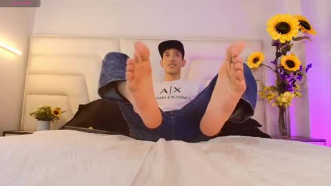 Ashton Myers online show from 09/30/25, 07:52