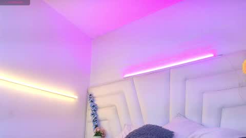 Ashton Myers online show from 10/28/25, 09:39