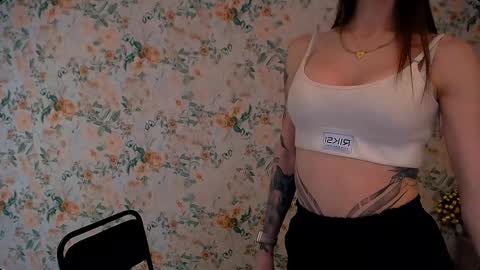 asia_n_ online show from 02/19/25, 10:34