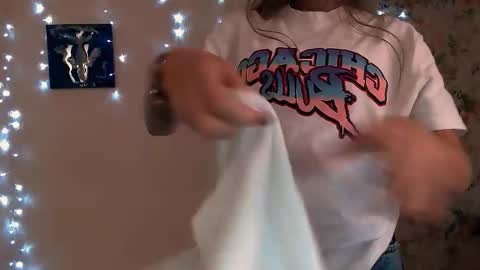 asia_n_ online show from 09/30/25, 05:56