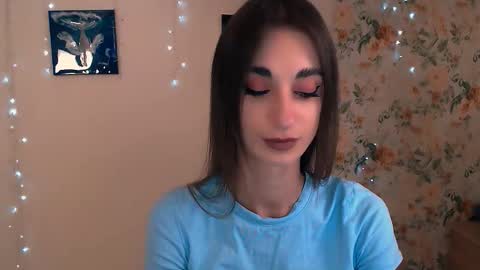 asia_n_ online show from 10/28/25, 04:27