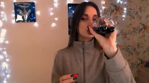 asia_n_ online show from 12/03/25, 06:32