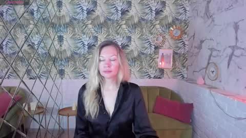 Asia online show from 03/11/25, 05:16