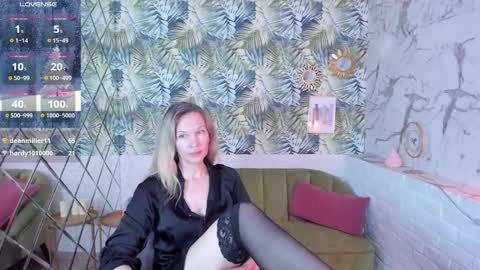 Asia online show from 03/11/25, 08:20