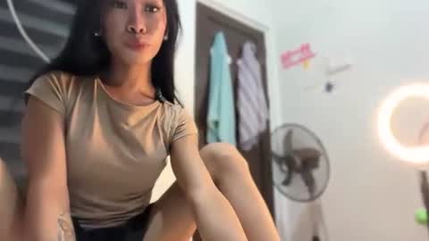 Snapshot of asian_aki chatting on 03/17/26, 05:05 Marj online show from 03/17/26, 05:05
