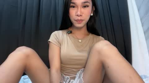 Snapshot of asian_aki chatting on 04/04/26, 08:01 Marj online show from 04/04/26, 08:01
