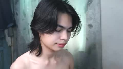 asian_babyboi online show from 09/10/25, 08:14