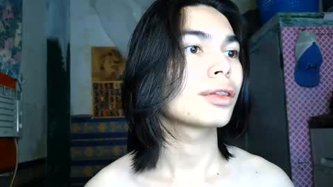 Snapshot of asian_babyboi chatting on 06/28/26, 01:17 asian_babyboi online show from 06/28/26, 01:17