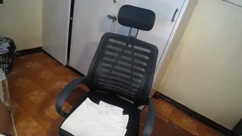 Asia online show from 02/25/25, 09:57