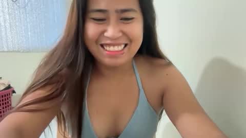 Snapshot of asian_cumwetme chatting on 06/11/26, 06:00 cathy online show from 06/11/26, 06:00