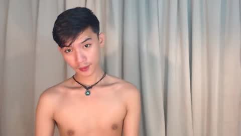 Snapshot of asian_cutiebaexx chatting on 09/09/25, 10:20 Pat online show from 09/09/25, 10:20