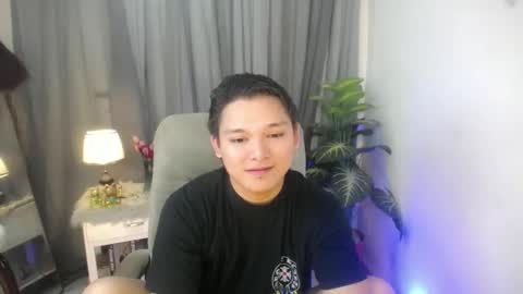 Snapshot of asian_handsomexx chatting on 11/19/25, 03:34 asian_handsomexx online show from 11/19/25, 03:34