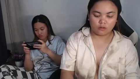Snapshot of asian_honey69 chatting on 01/15/26, 03:27 bb girl online show from 01/15/26, 03:27