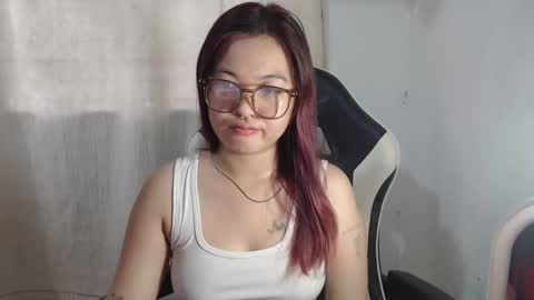 Snapshot of asian_honey69 chatting on 05/18/26, 07:58 bb girl online show from 05/18/26, 07:58