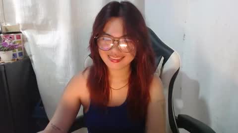 Snapshot of asian_honey69 chatting on 05/26/26, 05:42 bb girl online show from 05/26/26, 05:42