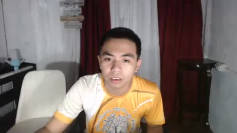 Snapshot of asian_janush chatting on 10/20/25, 12:33 asian_janush online show from 10/20/25, 12:33