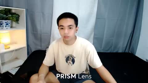 Snapshot of asian_janush chatting on 10/23/25, 12:15 asian_janush online show from 10/23/25, 12:15