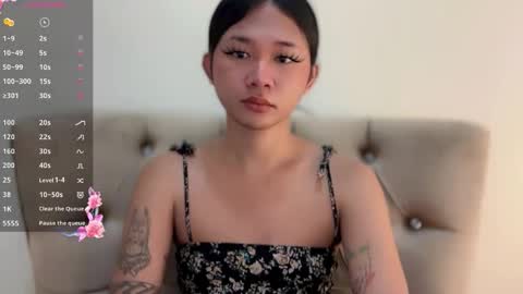 Snapshot of asian_loloera chatting on 05/10/26, 09:36 Rhea online show from 05/10/26, 09:36