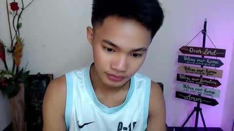 asian_lover05 online show from 11/08/25, 07:56