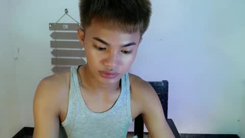 asian_lover05 online show from 04/13/26, 08:47