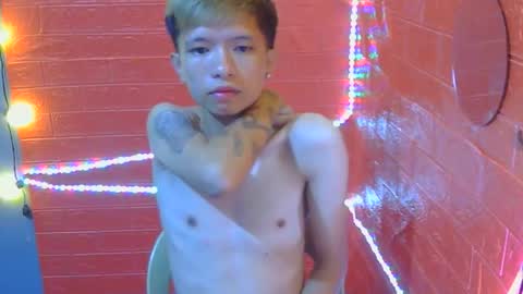 Snapshot of asian_macky chatting on 02/18/26, 02:35 asian_macky online show from 02/18/26, 02:35