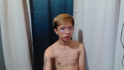 Snapshot of asian_macky chatting on 03/11/26, 06:30 asian_macky online show from 03/11/26, 06:30