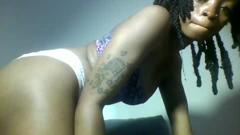 Snapshot of asian_pinay01 chatting on 01/17/26, 01:10 Asia online show from 01/17/26, 01:10