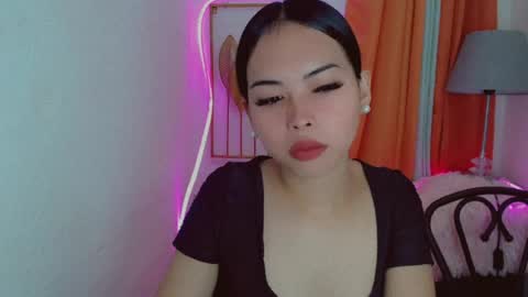 Angel online show from 07/21/26, 10:45