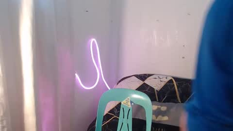 Snapshot of asian_prince_of_cock chatting on 09/15/25, 02:33 Prince online show from 09/15/25, 02:33