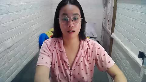Trixie online show from 02/02/25, 02:27