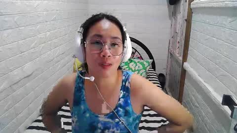 Trixie online show from 02/13/25, 03:24