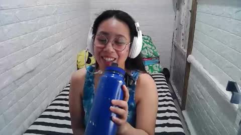 Trixie online show from 03/08/25, 03:45
