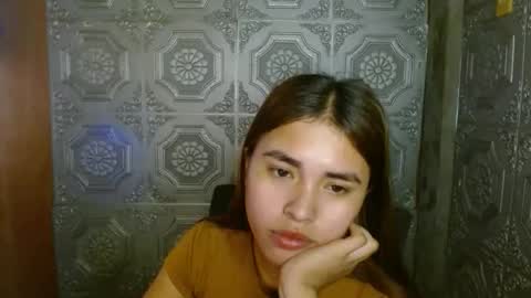 Sofia online show from 11/19/25, 05:13