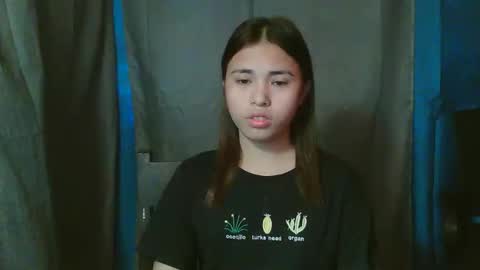 Sofia online show from 03/08/26, 06:17
