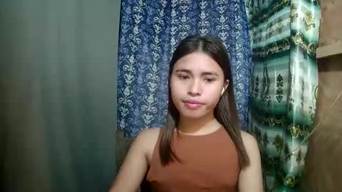 Sofia online show from 04/05/26, 03:58