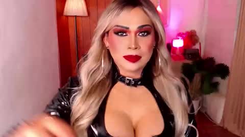 nicole online show from 10/02/25, 06:15